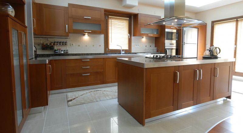 Kitchen Cabinet Refacing